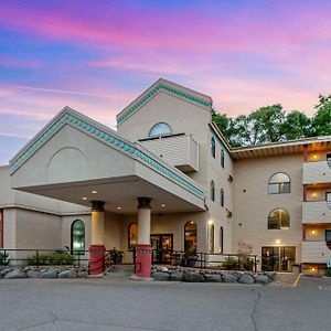 Atlantis Family Waterpark Hotel, Ascend Hotel Collection Wisconsin Dells Exterior photo