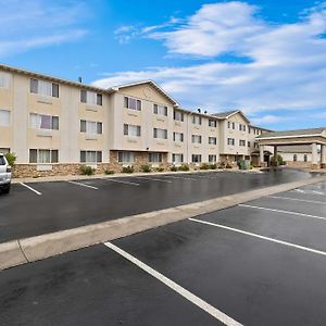 Quality Inn Near Monument Health Rapid City Hospital Exterior photo