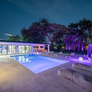 Luxury Villa Azure With Heated Pool 20 Minutes To Beach Miami Exterior photo