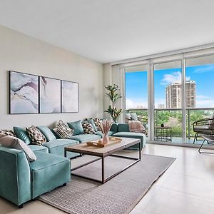 Apartamento Absolute Beach Bliss, Chic & Expansive Retreat Sunny Isles Beach Exterior photo