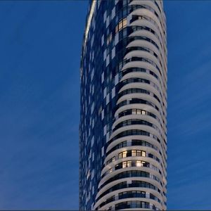 Apartamento Heart Of Tysons Viena Exterior photo