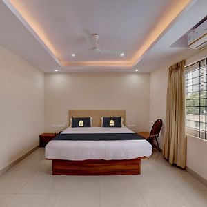 Hotel Townhouse Oak Ess Jay Bangalore Exterior photo