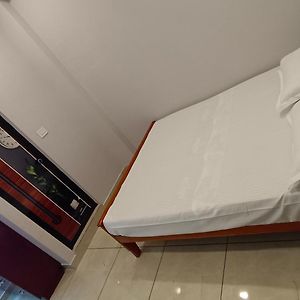 Fully Furnished Rooms, Kakkanad, Ernakulam Kochi Exterior photo