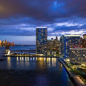 Hotel The Westin Jersey City Newport Exterior photo