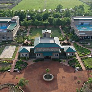 Hotel Tathastu Tadoba Mohurli Exterior photo