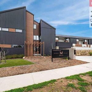 Modern New 3Br Townhouse With Free Parking Villa Belconnen Exterior photo