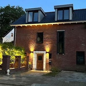 Bb Aan De Kapel Bed and Breakfast Roermond Exterior photo