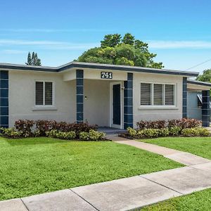 Riviera Beach Gem Villa Exterior photo