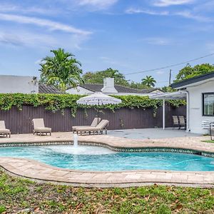 Pool & Bbq With The Family Villa Biscayne Park Exterior photo