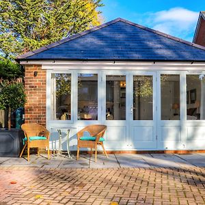 The Garden Room Chichester Exterior photo