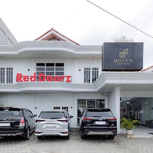 Hotel Reddoorz Plus Syariah Near Museum Lampung Bandar Lampung Exterior photo