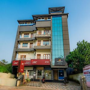 Hotel Chaithanya Residency Kochi Exterior photo