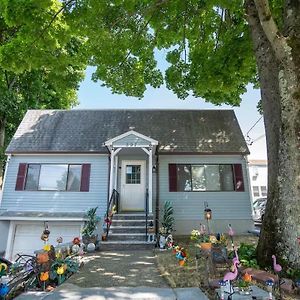 597 Spacious, Cozy 5Br Apartment In Medford Exterior photo