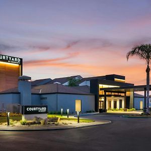 Hotel Courtyard By Marriott Fresno Exterior photo