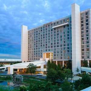 Renaissance Schaumburg Convention Center Hotel Exterior photo