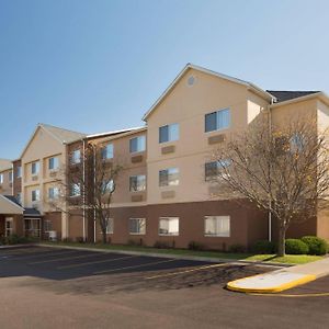 Fairfield Inn & Suites Youngstown Boardman Poland Exterior photo