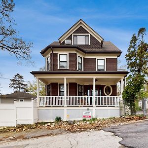 Boston'S Convenient Gem Villa Exterior photo