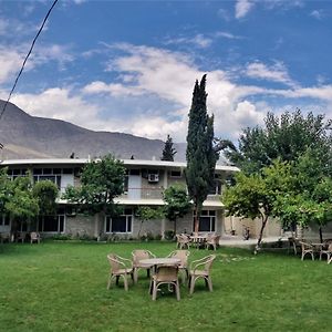 Kallisto Hotel Gilgit Exterior photo