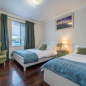 Warmth House Nr Airport 2Rooms 5Beds Yard N Parking Perth Exterior photo