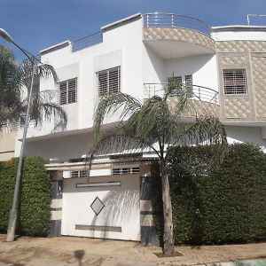 Villa Raid Annakhil Rte Imouzzer Fes Fez Exterior photo