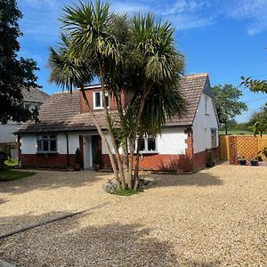 Godden Green B & B Guesthouse Newchurch  Exterior photo