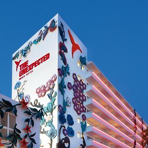 The Unexpected Ibiza Hotel - Adults Only - Formerly Ushuaia Tower Playa d'en Bossa Exterior photo