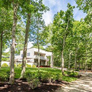 Heritage Hills Villa East Hampton Exterior photo