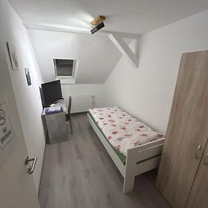 Apartamento Schneider Wohnen Crimmitschau Exterior photo