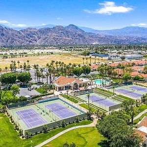 Desert Breezes Resort Palm Desert Exterior photo