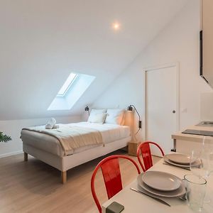 Apartamento Studio Sous Les Combles Cote Cour, Parking Gratuit Villeneuve-d'Ascq Exterior photo