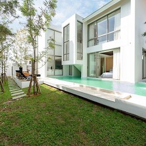 Sofia Villa Phuket Exterior photo