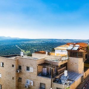 Mendis Accommodation Safed Exterior photo