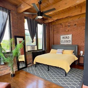 420 Friendly King Suite Downtown Loft Free Parking & Wifi Detroit Exterior photo