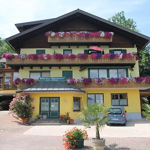 Seepension Neubacher Kg Nussdorf am Attersee Exterior photo