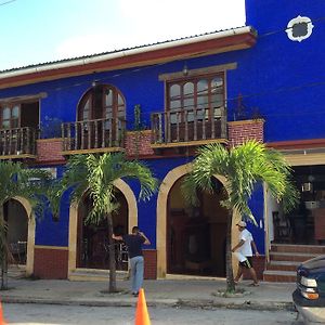 Hotel Posada Aguila Real Palenque Exterior photo