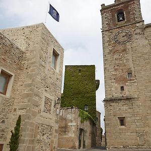 Atrio Restaurante Hotel Caces Exterior photo