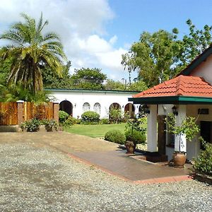 Tranquilo Resorts Lilongüe Exterior photo