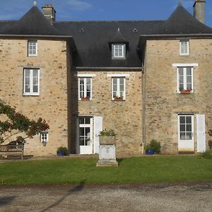 Hotel Au Presbytere De Dagmar Erbrée Exterior photo