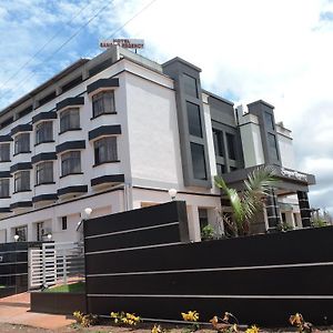 Hotel Sangam Regency Ratnāgiri Exterior photo