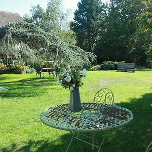 Maison Prairie Bonheur Bed and Breakfast Magny-les-Hameaux Exterior photo