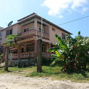 Hotel Posada Nativa Taylor Peterson San Andrés Exterior photo