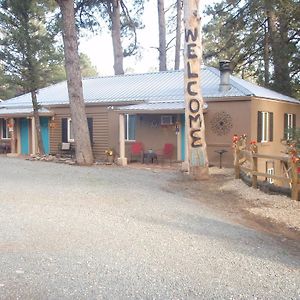 Enchanted Hideaway Cabins And Cottages Ruidoso Exterior photo