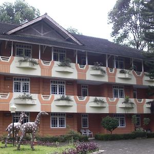Hotel Ciloto Indah Permai Puncak Exterior photo