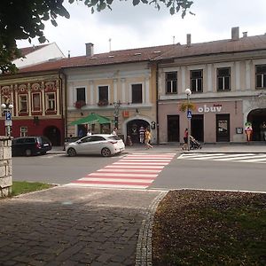 Penzión a Reštaurácia u Jeleňa Stará ľubovňa Exterior photo