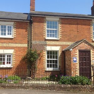 The Old Dairy Bed and Breakfast Waddesdon Exterior photo