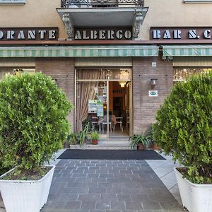 Hotel Ristorante San Carlo Salsomaggiore Terme Exterior photo