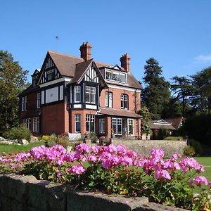 Woodlands Bed & Breakfast Bed and Breakfast Barnt Green Exterior photo