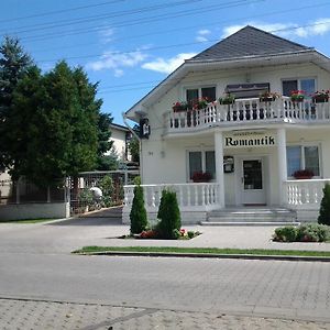 Hotel Penzion Romantik Dolná Streda Exterior photo