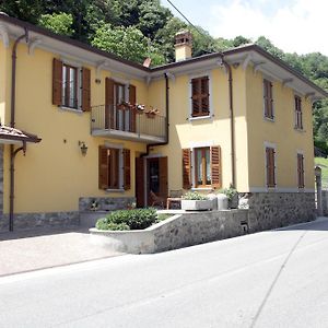 Bed&Breakfast Luna Bed and Breakfast San Giovanni Bianco Exterior photo