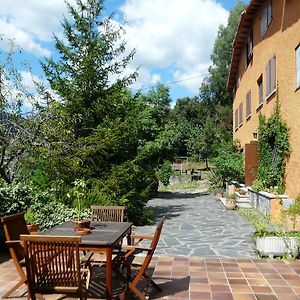 Hotel Hostal L'Ou De Reig Montseny Exterior photo